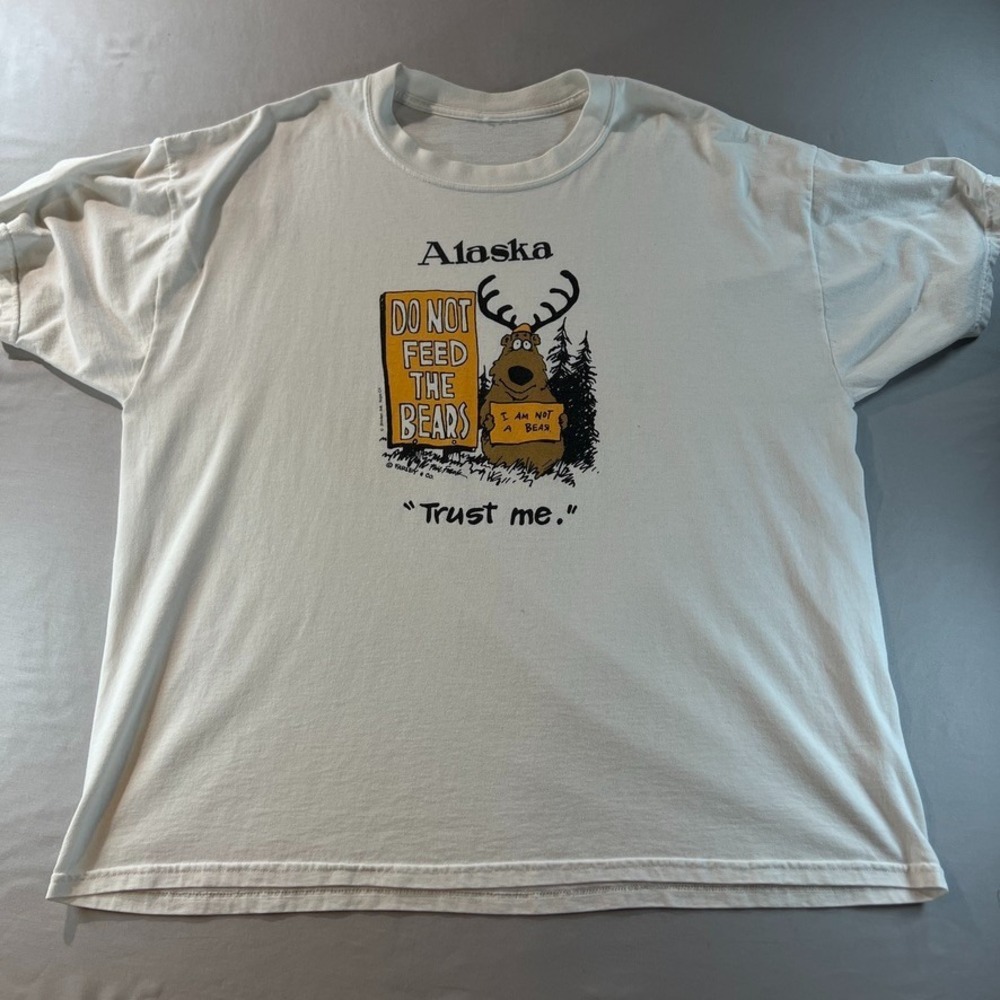 Vintage Alaska Graphic T-Shirt Funny Cartoon "Do Not Feed The Bears" Moose XL 90